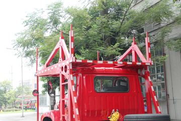 �������� �����ؿ� 270���� 4X2���˳�ͷǣ����(LZ5180TBQG2AB)ͼƬ