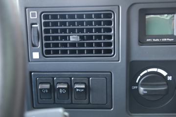 �������� �����ؿ� 270���� 4X2���˳�ͷǣ����(LZ5180TBQG2AB)ͼƬ