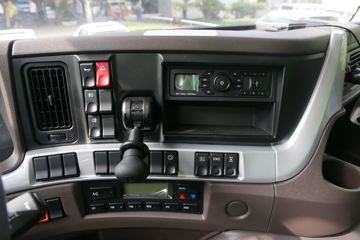 �������� ����H7 385���� 6X4 5.6����ж��(����������)(LZ3251M5DB)ͼƬ