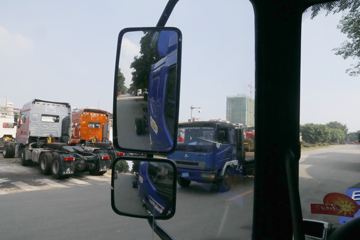 �������� ����L3 160���� 4X2 5.7���Ű������ػ���ͼƬ