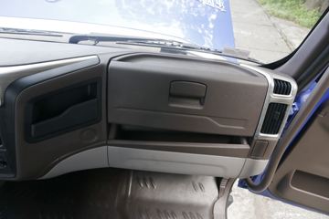 �������� ����L3 160���� 4X2 5.7���Ű������ػ���ͼƬ