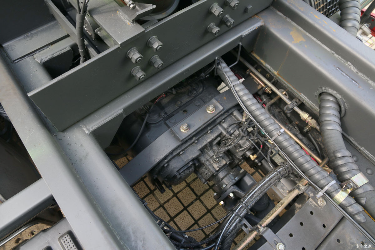 �������� ����H7 385���� 6X4 5.6����ж��(����������)(LZ3251M5DB)����                                                