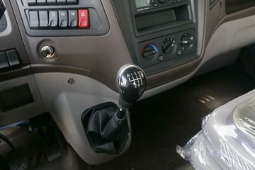 �������� ����L3 160���� 4X2 5.7���Ű������ػ���ͼƬ