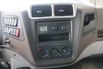 �������� ����L3 160���� 4X2 5.7���Ű������ػ���ͼƬ