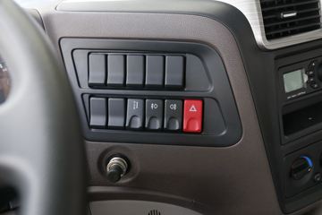 �������� ����L3 160���� 4X2 5.7���Ű������ػ���ͼƬ