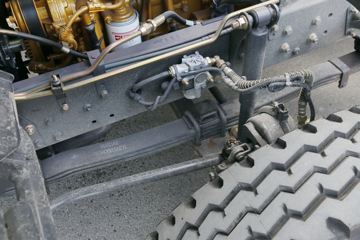 �������� ����L3 160���� 4X2 5.7���Ű������ػ���ͼƬ