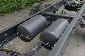 �������� ����L3 160���� 4X2 5.7���Ű������ػ���ͼƬ