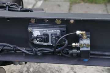 �������� ����L3 160���� 4X2 5.7���Ű������ػ���ͼƬ