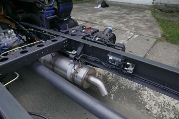 �������� ����L3 160���� 4X2 5.7���Ű������ػ���ͼƬ