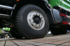 东风柳汽 乘龙H7 385马力 6X4 5.6米自卸车(环保渣土车)(LZ3251M5DB)