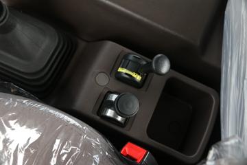 �������� ����H5 350���� 6X4 5.6����ж��(LZ3251M5DB)ͼƬ