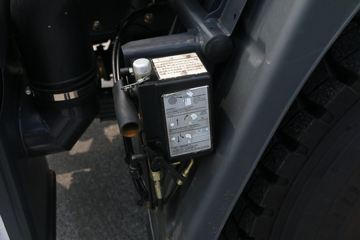 �������� ����H5 350���� 6X4 5.6����ж��(LZ3251M5DB)ͼƬ