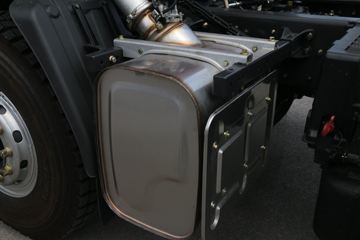 �������� ����H5 350���� 6X4 5.6����ж��(LZ3251M5DB)ͼƬ