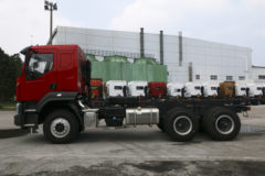 东风柳汽 乘龙H5 310马力 6X4 5.6米自卸车(LZ3251M5DB)
