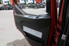 东风柳汽 乘龙H5重卡 375马力 6X4危化品牵引车(LZ4251M7DB)