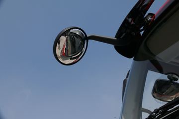 �������� ����H7 400���� 8X4 8.2����ж������(LZ3314M5FB)ͼƬ