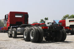 东风柳汽 乘龙H7 400马力 8X4 8.2米自卸车底盘(LZ3314M5FB)