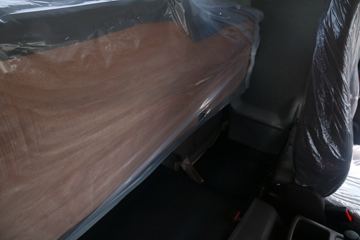 �������� ����H7 400���� 8X4 8.2����ж������ͼƬ