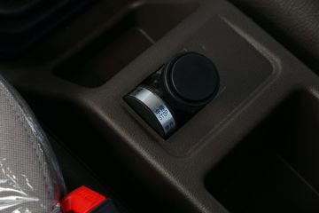 �������� ����H7 400���� 8X4 8.2����ж������ͼƬ
