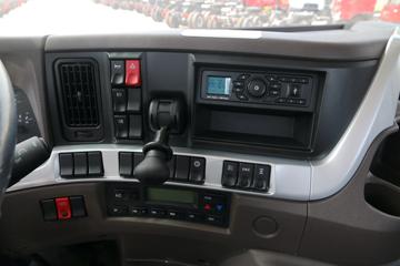 �������� ����H7 400���� 8X4 8.2����ж������ͼƬ