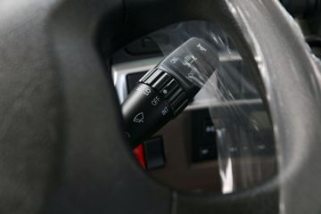 �������� ����H7 400���� 8X4 8.2����ж������ͼƬ