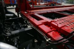 一汽柳特 金陆中卡 220马力 4X2轿运车(LZT5181TCLP3K2E5L10A90)