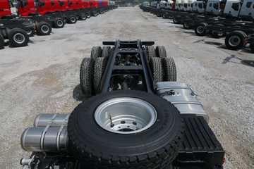 �������� ����H7 400���� 8X4 8.2����ж������(LZ3314M5FB)ͼƬ