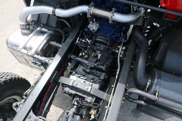 �������� ����H7 400���� 8X4 8.2����ж������(LZ3314M5FB)ͼƬ