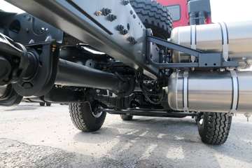 �������� ����H7 400���� 8X4 8.2����ж������(LZ3314M5FB)ͼƬ