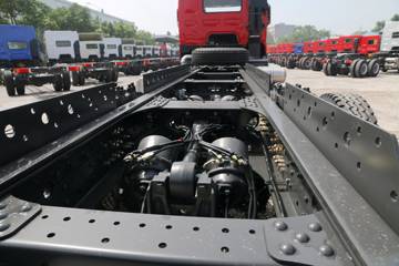 �������� ����H7 400���� 8X4 8.2����ж������(LZ3314M5FB)ͼƬ