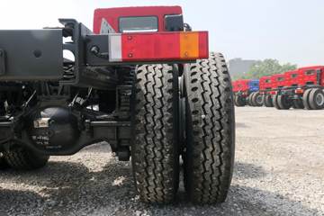 �������� ����H7 400���� 8X4 8.2����ж������(LZ3314M5FB)ͼƬ