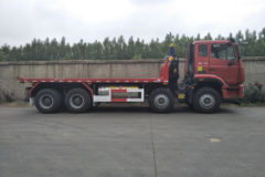 宏昌天马 重汽豪瀚底盘 340马力 8X4 LNG平板自卸车(HCL3315ZZN35P6H5L)