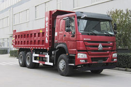 中国重汽底盘&nbsp;自卸车外观                                                图片