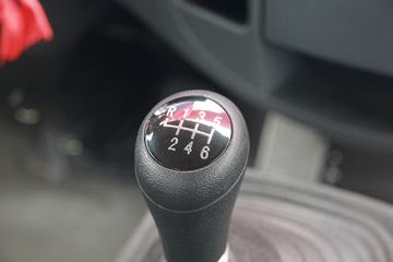 ���� ������K8 168���� 4X2 6.2���Ű������ػ�������(EQ1130L8BDF)ͼƬ