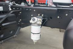 东风 凯普特K8 168马力 4X2 6.2米排半栏板载货车底盘(EQ1130L8BDF)