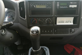 瑞沃Q5&nbsp;混凝土搅拌车驾驶室                                               图片