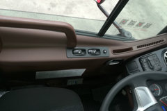 江淮 格尔发A5L中卡 245马力 4X2牵引车(HFC4181P3K3A35S1V)