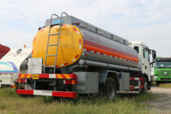 中国重汽 HOWO T5G 210马力 4X2 油罐车底盘(ZZ1167K501GE1)