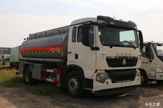 �й����� HOWO T5G 210���� 4X2 �͹޳�����(ZZ1167K501GE1)