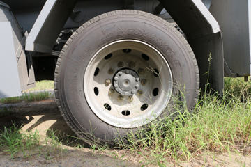 �й����� HOWO T5G 210���� 4X2 �͹޳�����(ZZ1167K501GE1)ͼƬ