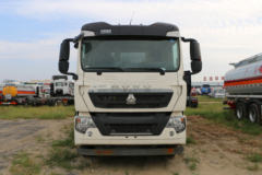 中国重汽 HOWO T5G 280马力 6X4 运油车(醒狮牌)(SLS5260GYYZ5A)