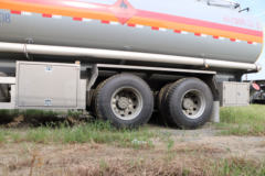 中国重汽 HOWO T5G 280马力 6X4 运油车(醒狮牌)(SLS5260GYYZ5A)