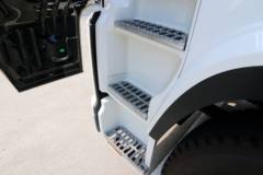 庆铃 五十铃巨咖 460马力 6X4牵引车(速比3.07)(QL4250W2NCZ)