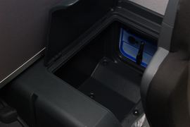 TGA&nbsp;牵引车驾驶室                                               图片