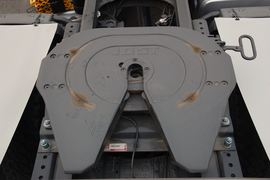 TGA&nbsp;牵引车底盘                                                图片