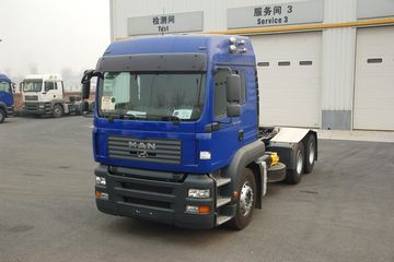 TGA 牵引车外观                                                图片