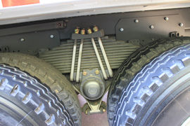 HOWO A7&nbsp;自卸车底盘                                                图片