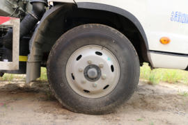 福田奥铃底盘&nbsp;垃圾运输车底盘图片