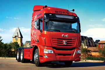 联合卡车 U550重卡 550马力 6X4牵引车(QCC4252D654-3)