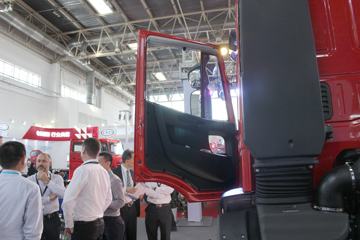 EuroCargo&nbsp;消防车驾驶室图片